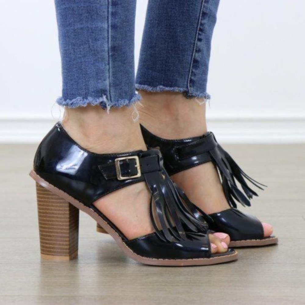 Patent Rockabilly Oxford High Heels With Tassel - Picture 3 of 7